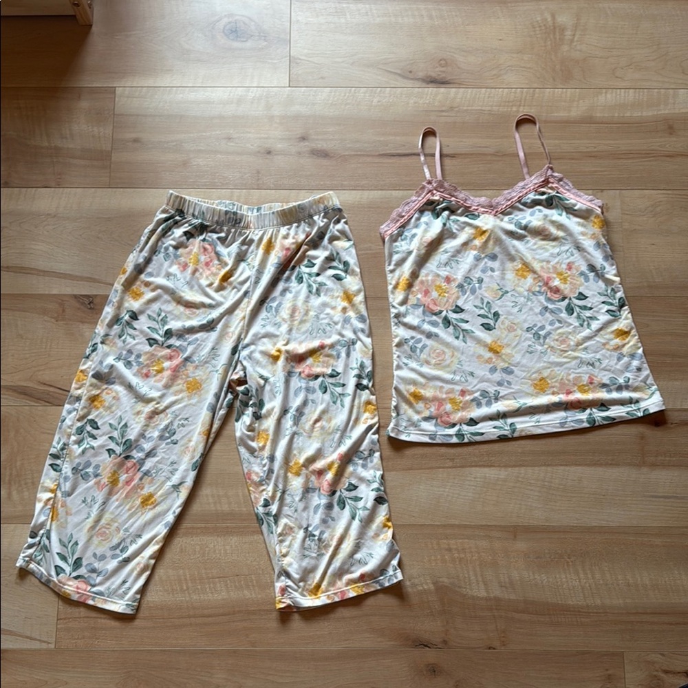 Body Touch Tank + Capri PJ Set, Size M